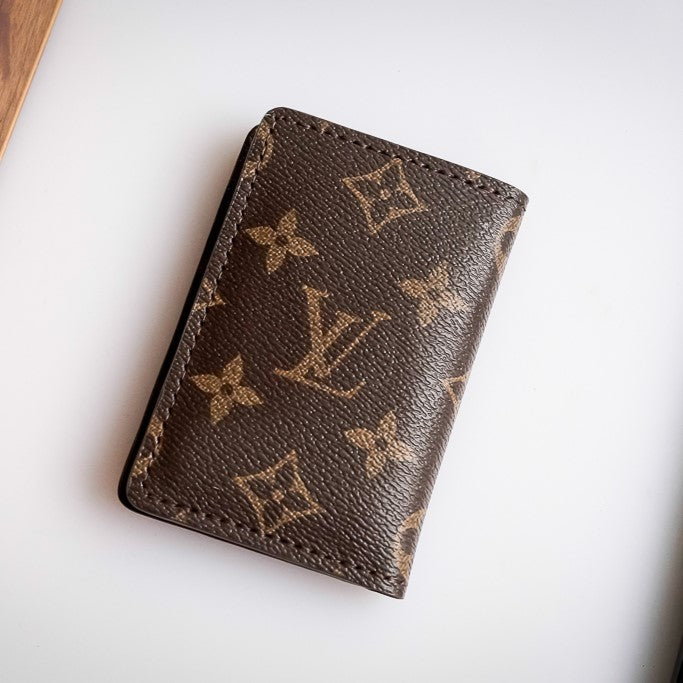 Recycled Louis Vuitton Wallet Style 1